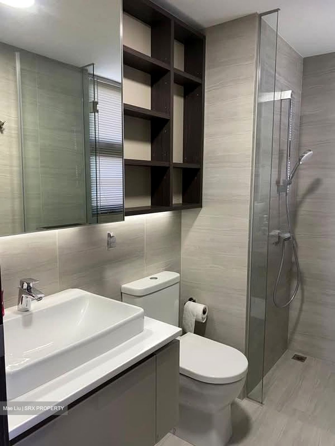 Lake Grande (D22), Condominium #572191221